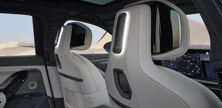 BMW 7 серия, Жарық пен көлеңке ойынынан туған әсемдік.