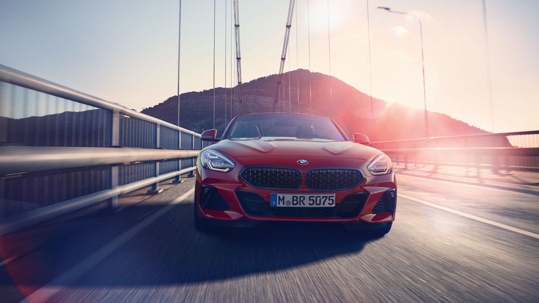 BMW Z4 Родстер қозғалысының қарқыны